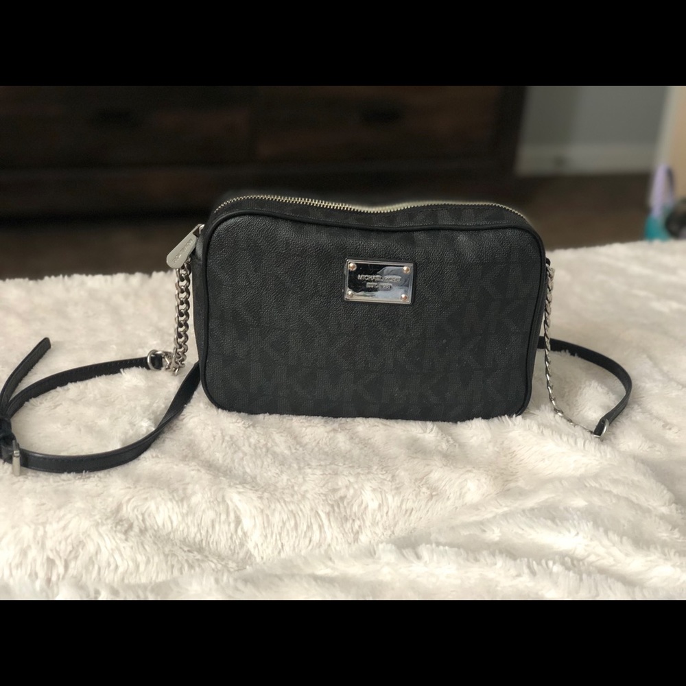 Michael Kors cross body